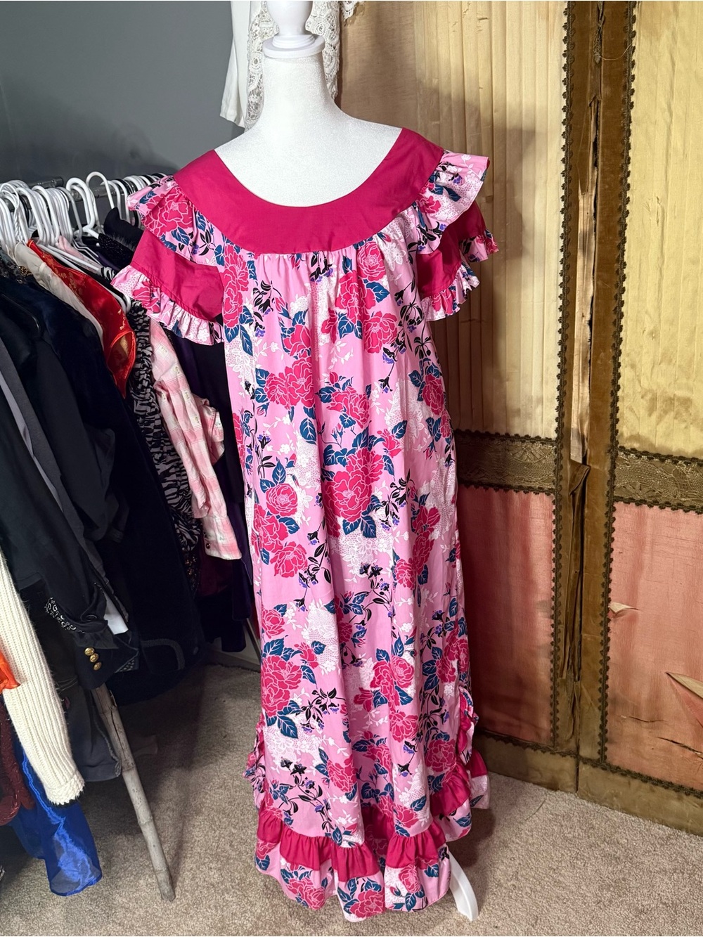 Vintage 1980’s Pink and Fuchsia Floral Dress